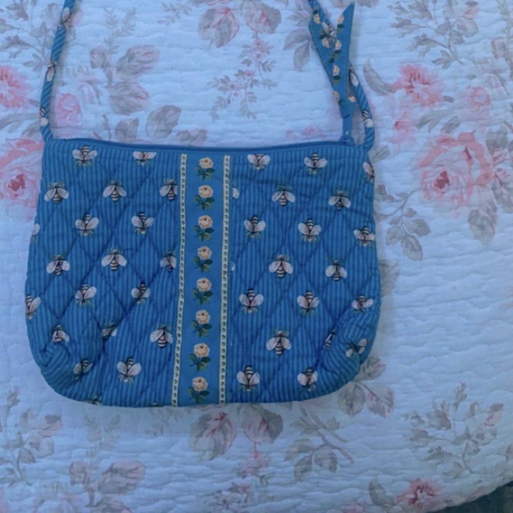 vera Bradley blue bee pouch
